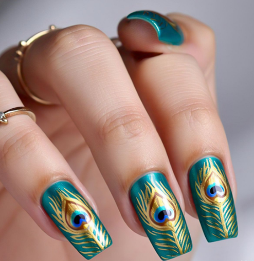 Green and Gold Nail Designs