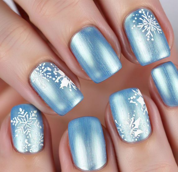 Dreamy Blue Short Nails