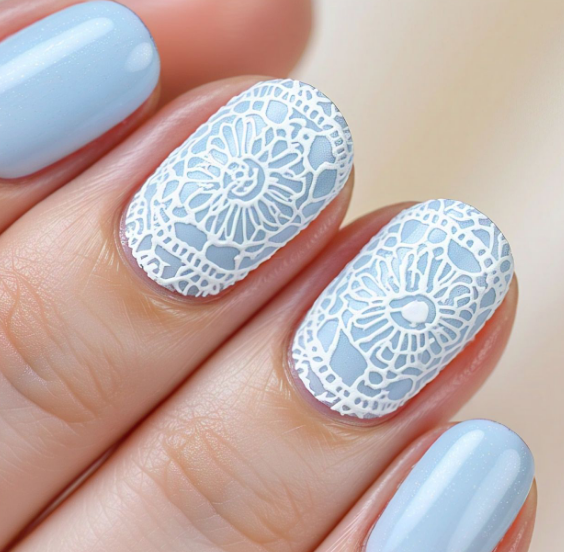 Dreamy Blue Short Nails