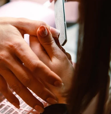 How To Shape Nails Round