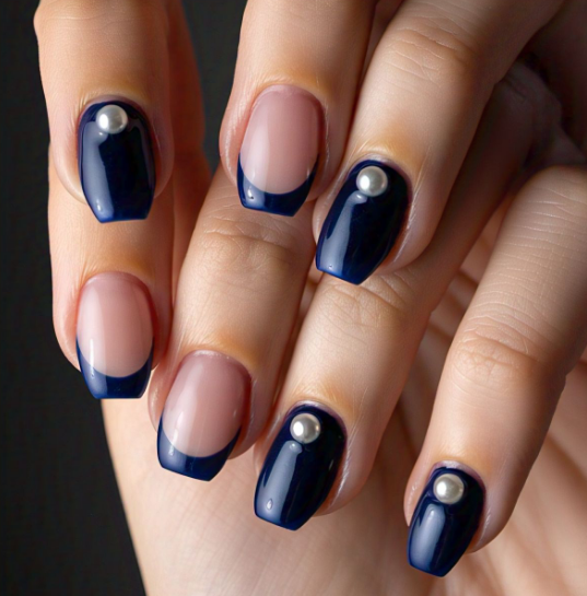 navy blue & silver nails