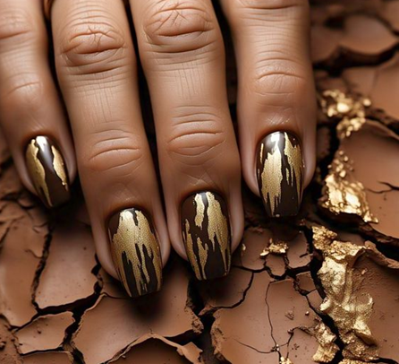 gold & brown nails