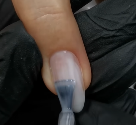 How to Do Ombre Nails at Home