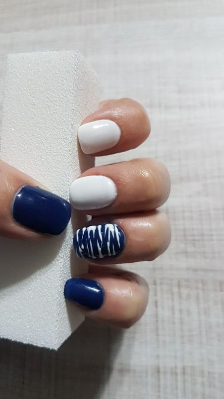 pearlescent nail designs