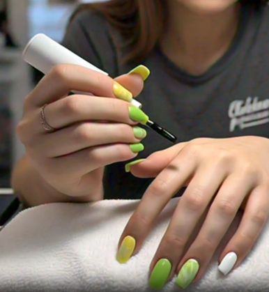 light & pale yellow nails