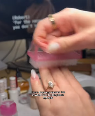building gel nails