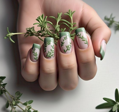 green french tip nails