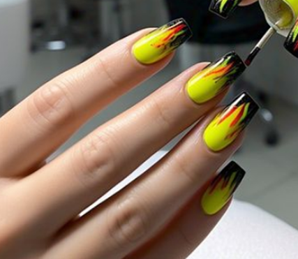 black & yellow nails