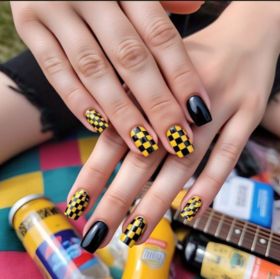 black & yellow nails