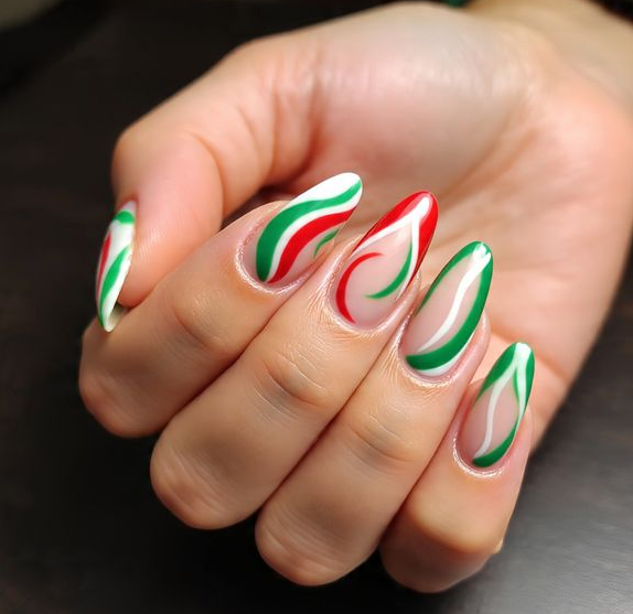 Red & Green Christmas Nails
