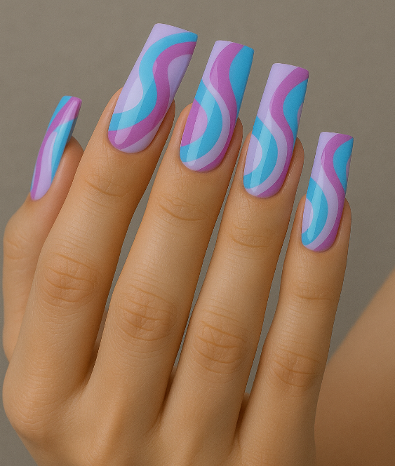 nail design with swirls