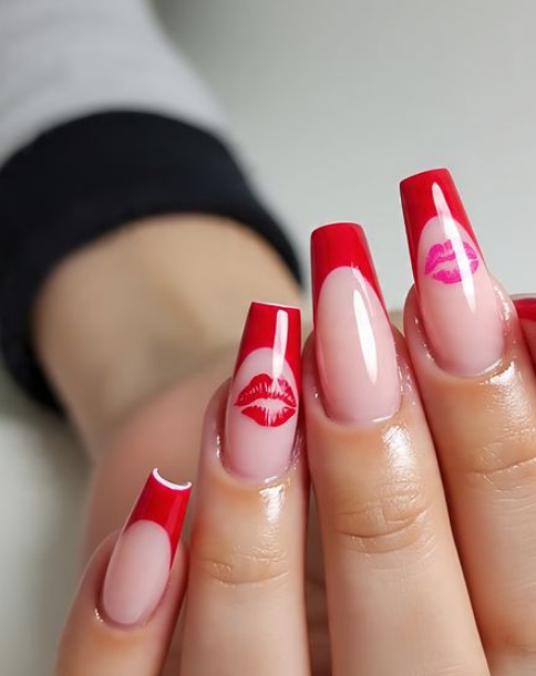 red and pink nails