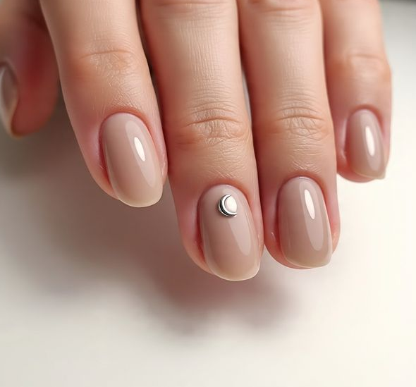 short chrome nails