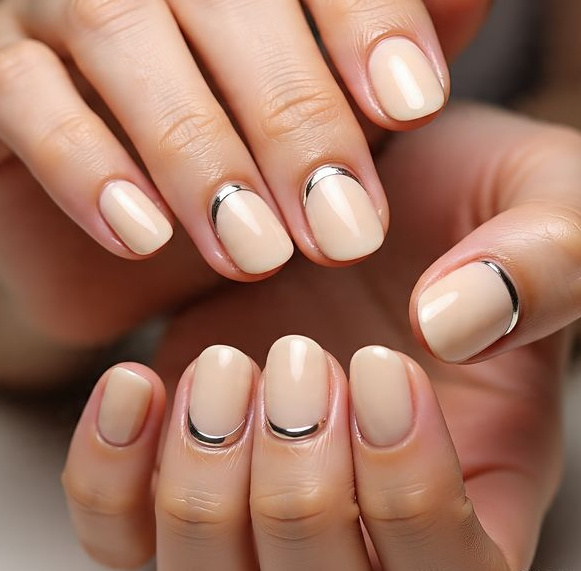 short chrome nails