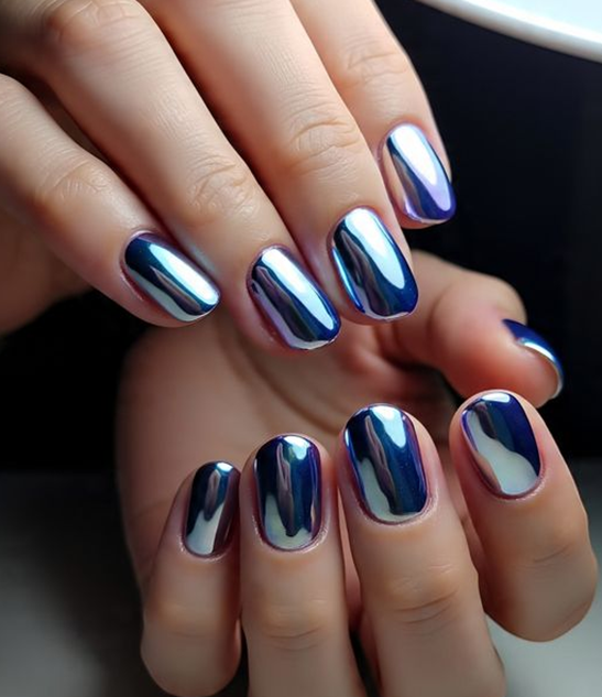 short chrome nails