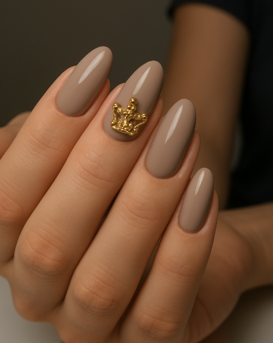 leo nails