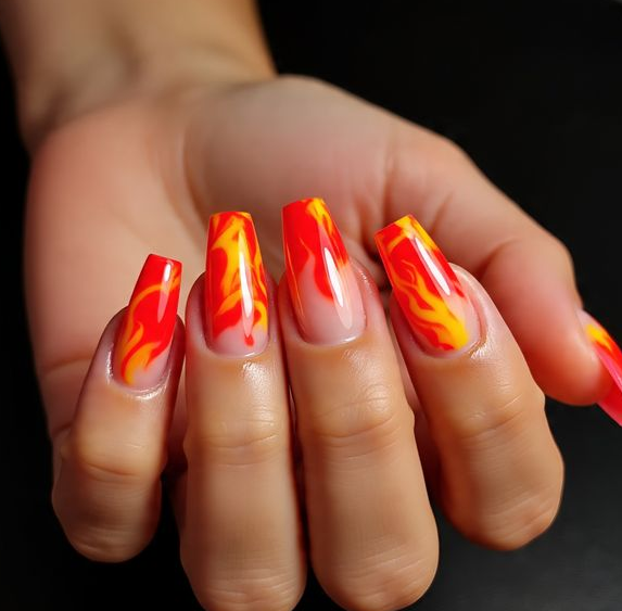 leo nails