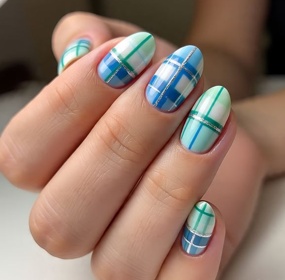 blue and green nails