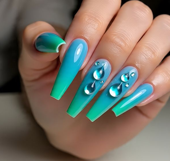 blue and green nails