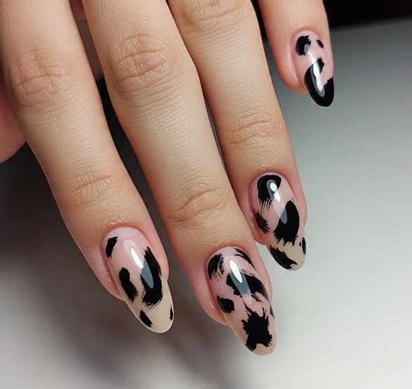 black and nude nail designs
