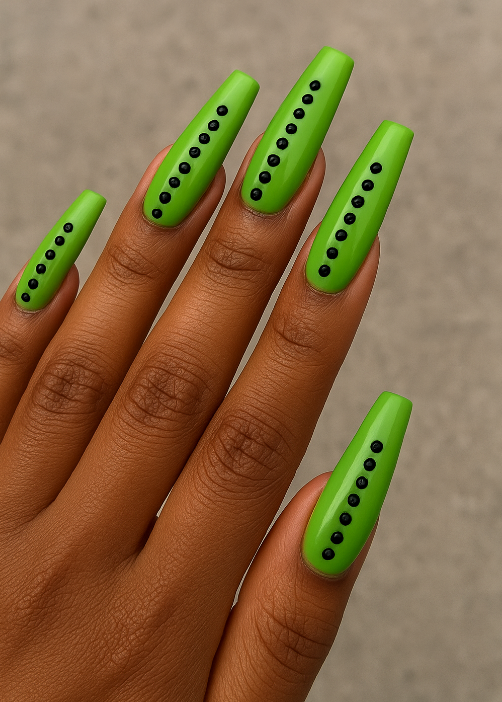 black and green nails