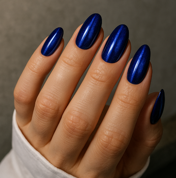 blue cat eye nails