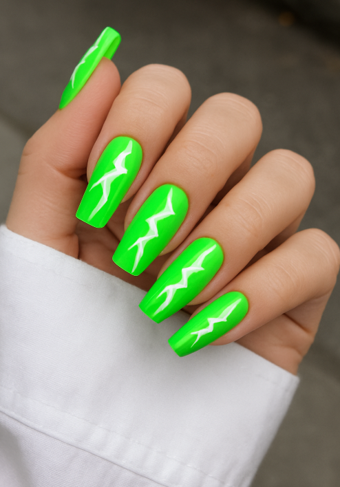 Green & White Nails