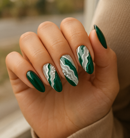 green and white nails