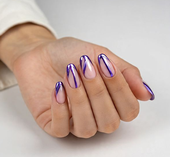 purple chrome nails