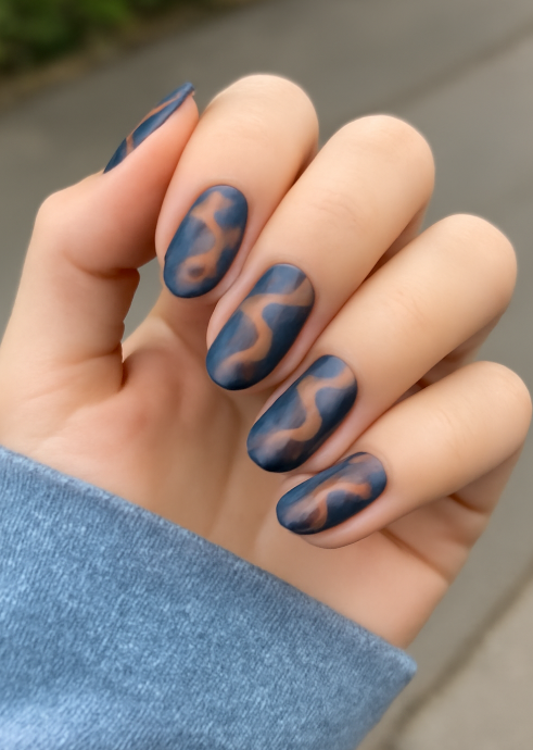 blue and orange nails