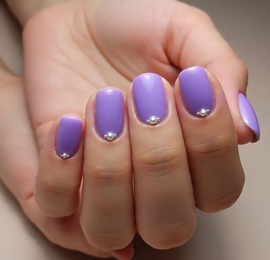 purple and silver nails