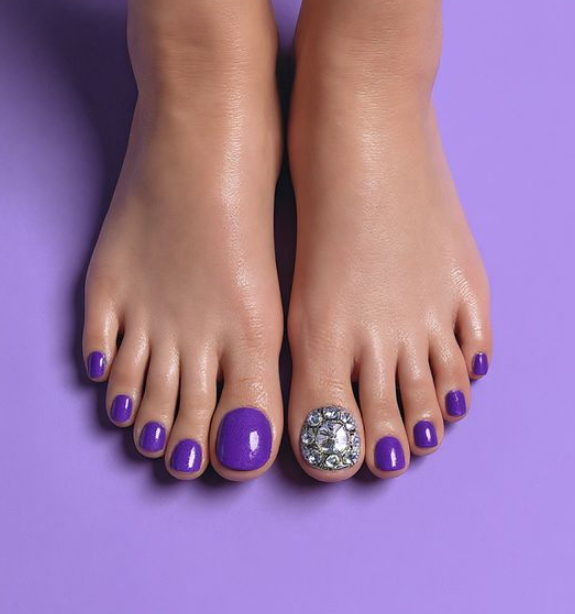 purple toe nail designs