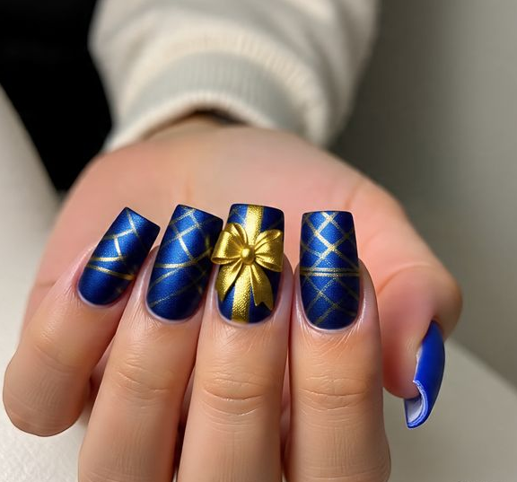 blue christmas nails