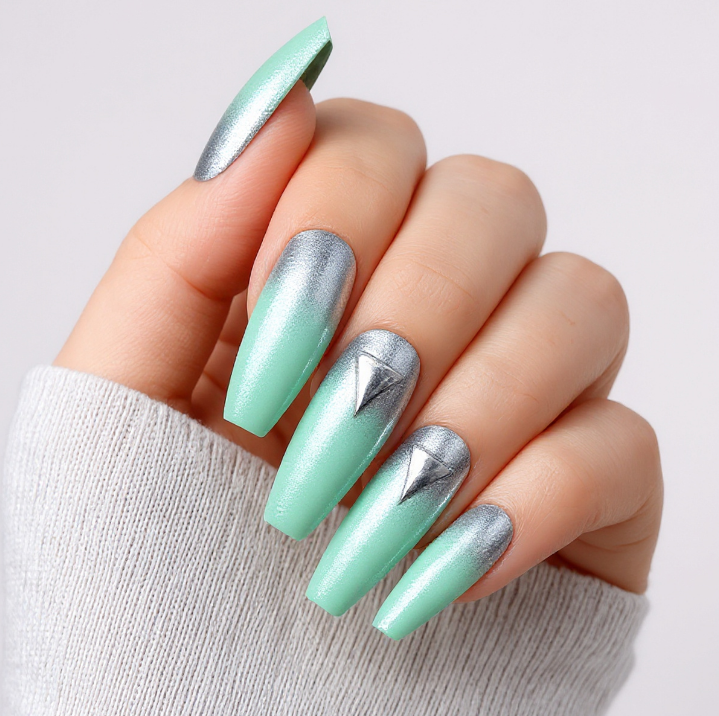 green ombre nails