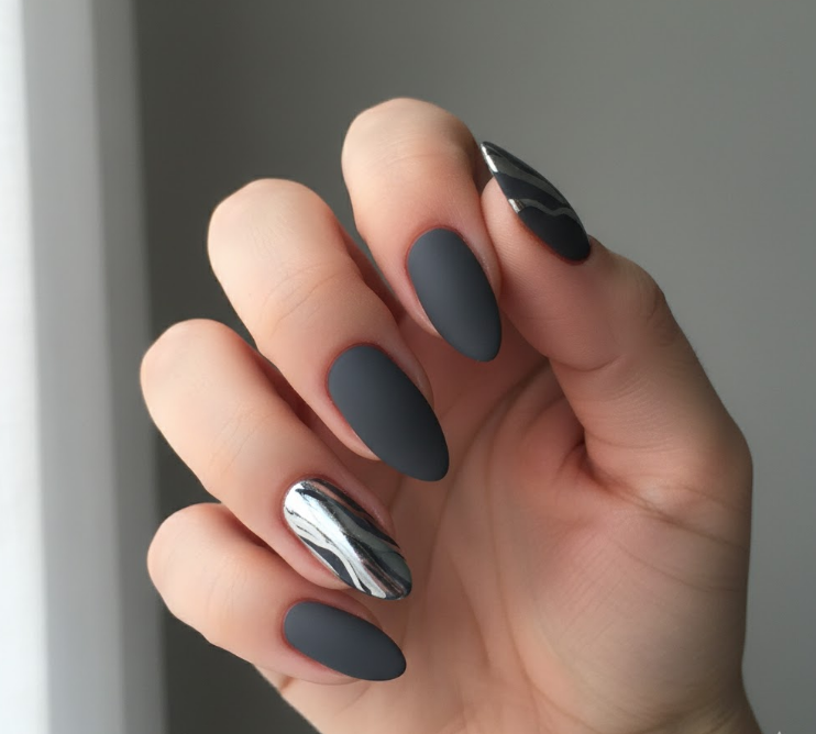 grey matte nails