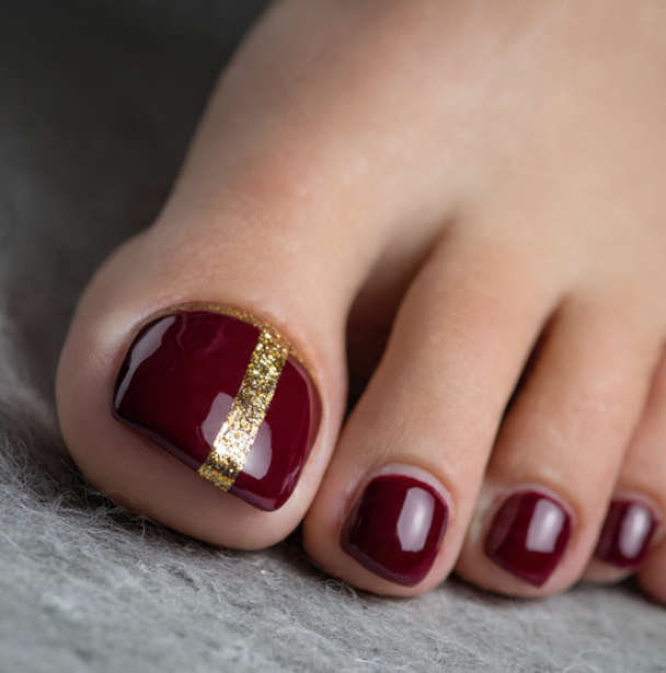 maroon toe nails