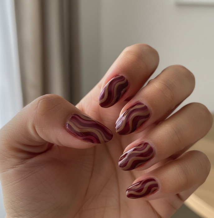 red and brown nails
