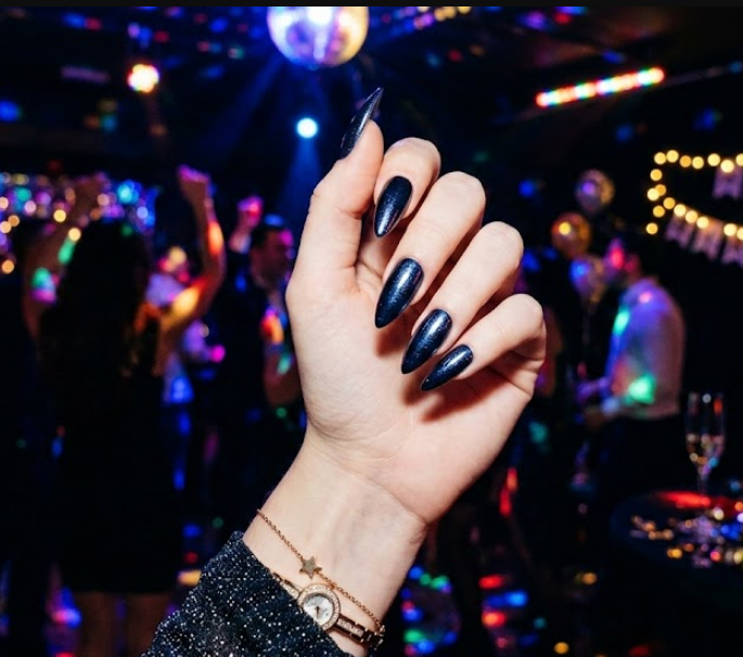 blue birthday nails